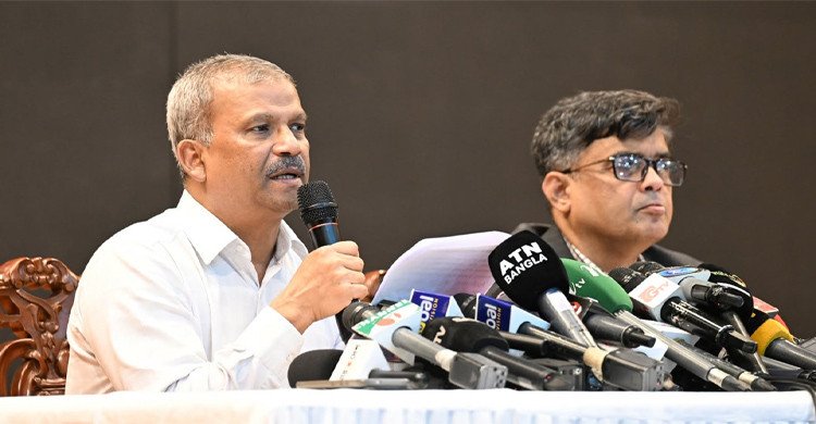 একক প্রার্থীর আসনে ‘না’ ভোটের বিধান থাকবে : আসিফ নজরুল